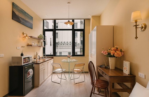 French Quarter Apartment | Elegant Studio Apartment the heart of Hanoi Old Quarter