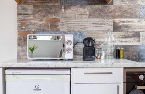 Brownswood Apartment | Elegant studio flat in Finsbury Park w/parking