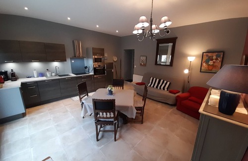 La Roche-Posay Apartment | Elegant T2 with Garden in Central La Roche-Posay