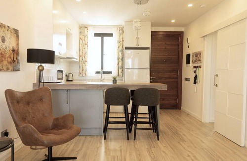 Bahceli Apartment | Elegant two-bedroom apartment in upscale surroundings