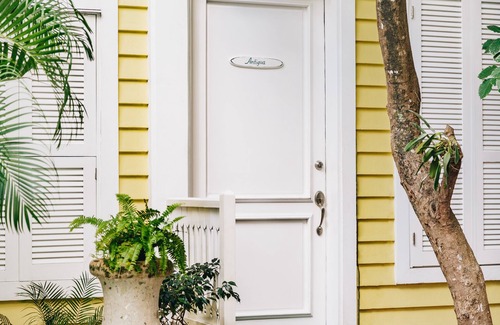 Downtown Condo | Elegant vacationing at the Antigua suite Family and pet friendly