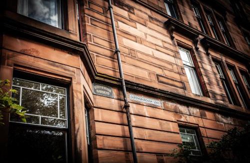 North West Apartment | Elegant Victorian Apartment in Glasgow's West End