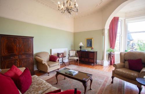 North West Apartment | Elegant Victorian Apartment in Glasgow's West End