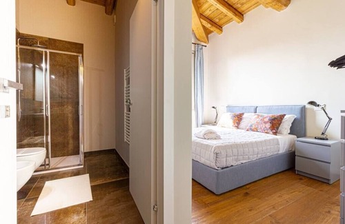 Castel Maggiore House | Elegant villa with garden on the outskirts of Bologna