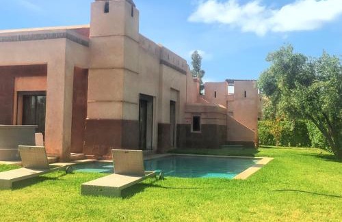 Zaouia Sidi Abdallah Ben Sassi Villa | Elegant Villa in Marrakech with a Private Pool.
