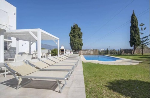 Puerto Banus Villa | Elegant Villa Retreat