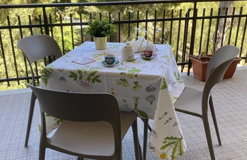 Municipio 2 Apartment | elegante appartamento guest house a Poggiofranco Bari con balconi e parcon