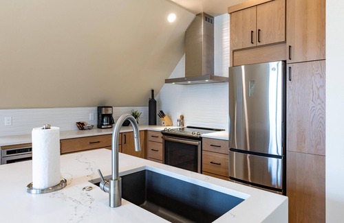 Tamarack Resort Condo | Elevated Condo in The Village|Top Floor|Balcony