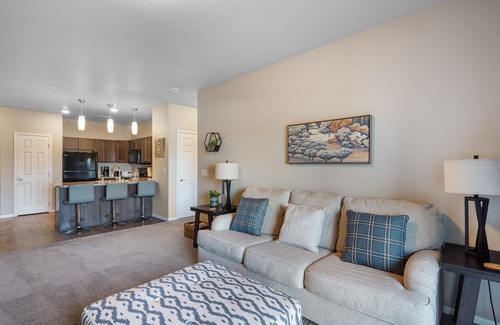 Waukee Apartment | Elevated Spacious Comfortable 2 King Amenities