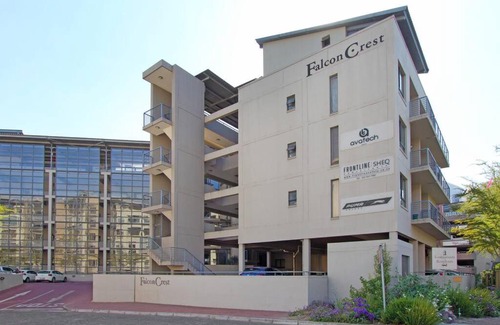 Eikenbosch Apartment | Elgene's Getaway Waterfront Views + Terrace