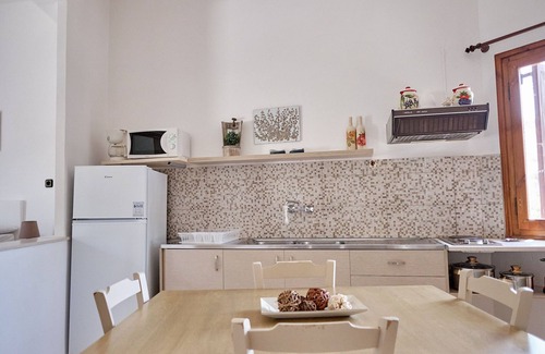 Khondros Apartment | Elia - Cozy studio 50m from the beach, sleeps 4