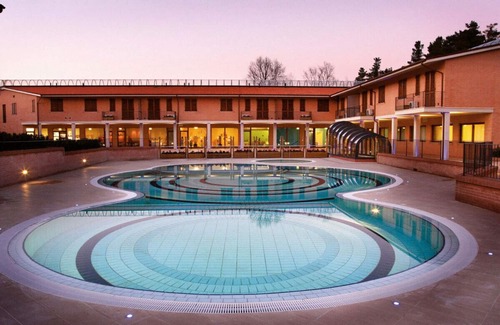 Sarnano House | Elisa's Piccolo Paradiso, in the countryside in a relaxing hilly landscape