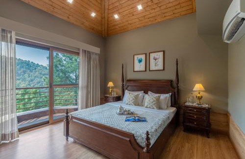 Kasauli Villa | ELIVAAS Wisteria luxe 4BHK Entire Home in Kasauli