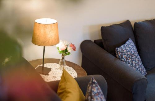 Szecseny House | Elizabeth Cottage Benczúrfalva