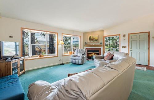 Mountain View Estates House | Elk Forest Escape - Economy Family Abode