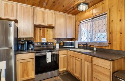 Greer House | Elk Haven (Cabin 101)