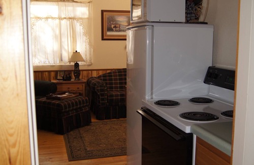 Custer Ski Chalet | Elk Haven Vacation Cabins, Custer SD, Elk Haven Vacation Cabins, Custer SD