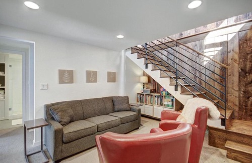 Breckenridge Heights House | Elk Horn Cabin