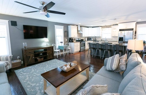 Elk Rapids House | Elk Rapids Charmer