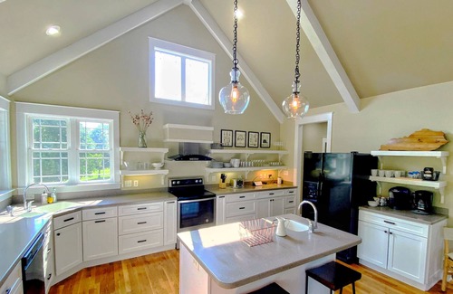 Midway House | Elkhorn Creek Retreat