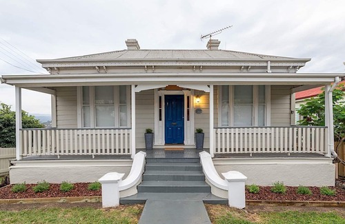 West Launceston Cottage | Ellemel Character Cottage