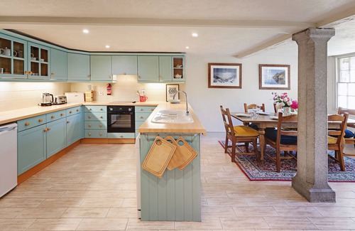 Low Newton House | Eller How House - Regency Country House with Gardens and Ornamental Lake