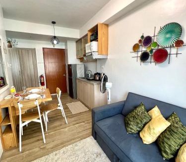Bantud Hacienda Apartment | Elles Escape - One Bedroom with Balcony