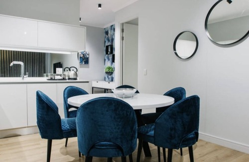 Greater Johannesburg Metropolitan Area Apartment | Ellipse 1 bedroom upmarket apartment