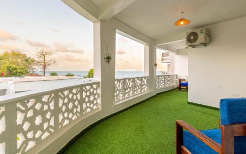 Mombasa Apartment | Elna's Baobab Waves - 3BR Beachfront Nyali