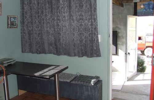 Laingsburg Apartment | Eltos Karoo Stay Guest Farm