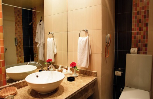 Al Mamsha El Seyahi Hotel | Elysees Hotel Hurghada