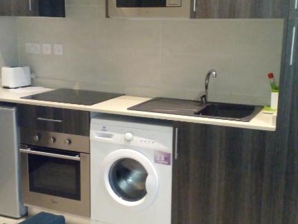 Cantonments Apartment | Embassy garden by Eric