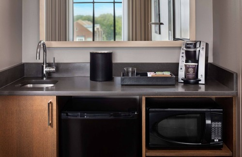 South Bend Hotel | Embassy Suites by Hilton South Bend at Notre Dame