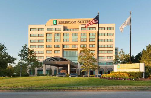 Waltham Hotel | Embassy Suites by Hilton Boston Waltham