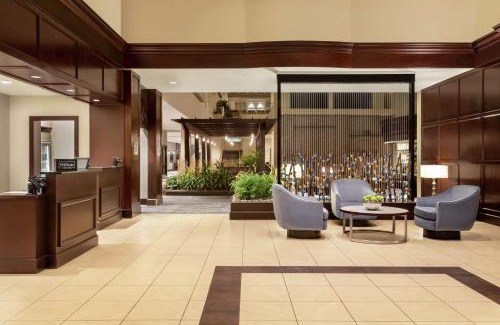 Waltham Hotel | Embassy Suites by Hilton Boston Waltham