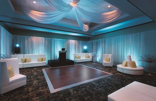 Kissimmee Hotel | Embassy Suites by Hilton Orlando Lake Buena Vista South