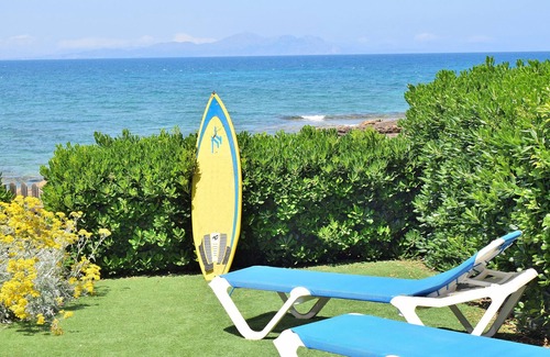 Urbanizacion S'Estanyol Villa | Embat 017 villa with private pool and direct access to the sea, garden and air conditioning