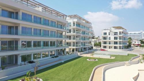 Protaras Apartment | Emerald Suites