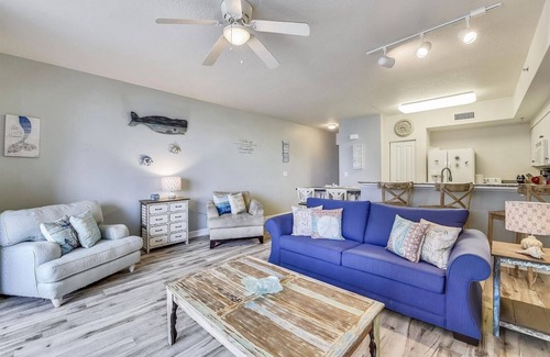 Panama City Beach Condo | Emerald Tide Retreat 327-Gulf Views-Sleeps 6