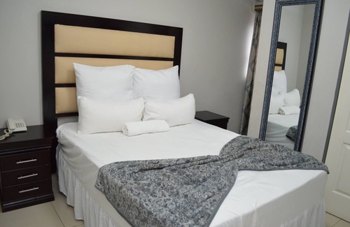 Boksburg Hotel | Emirates Garden Lodge