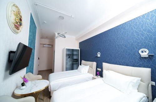 Erebuni Hotel | Emmanuel Hotel Yerevan