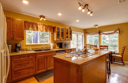 Georgetown House | Empire Vacation Rental w/Fire Pit & Gas Grill!