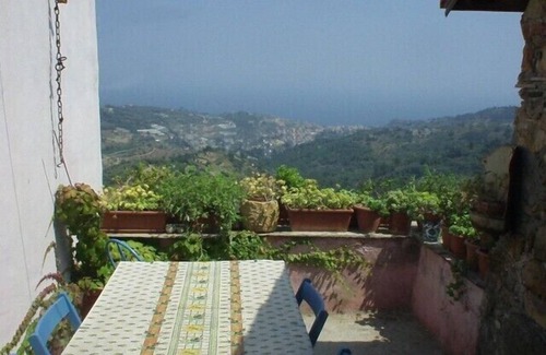 Lingueglietta House | Enjoy a unique vacation, alternating sea and relax