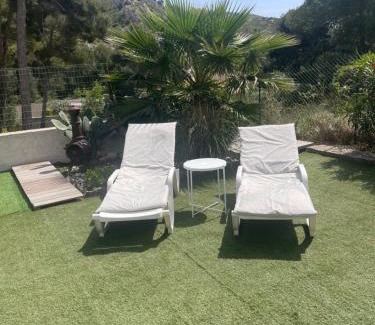 Niolon Bed & Breakfast | En Plein cœur des calanques à 800 m de la mer