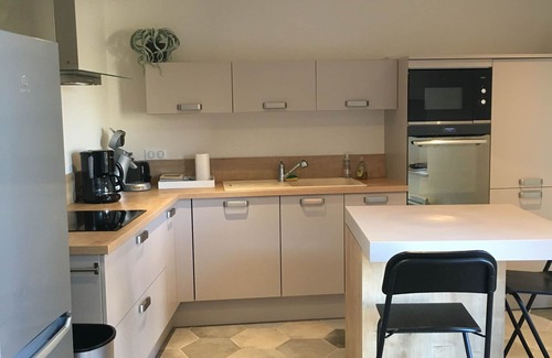 Charroux House | En toute sérénité - Private Jacuzzi and enclosed garden