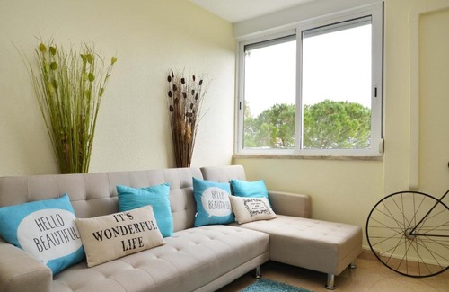 Olivais Apartment | Encarnação House