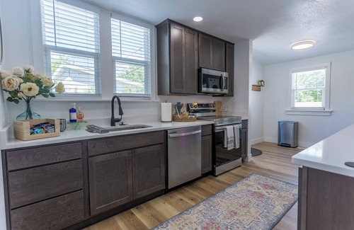 Casper House | Enchanting 2-bedroom house with AC in charming Casper