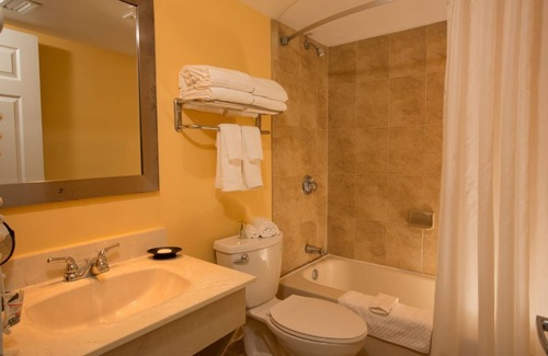 Anaheim Resort House | Enchanting Castle Resort Close to Disneyland! 3 Convenient Units | Outdoor Pool