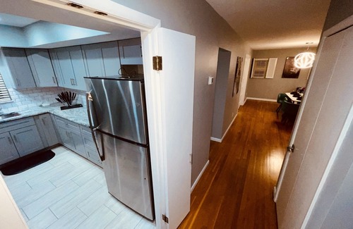 Roselawn Finance Apartment | Enchanting haven Luxury amenities captivating entertainment cozy massage chair