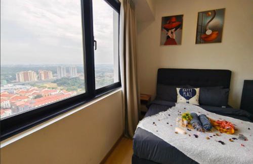 The Strand Apartment | Encorp Strand Suite by Luvit Stay